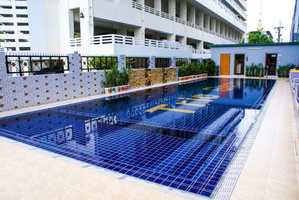 Trio Gems Condo Pattaya, Thailand Jomtien Beach Exterior foto